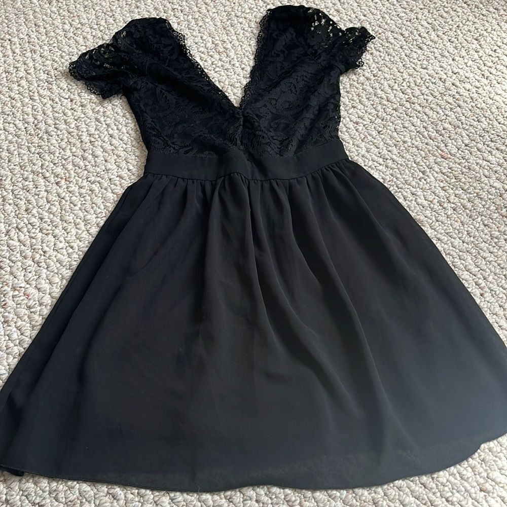 Black lace dress